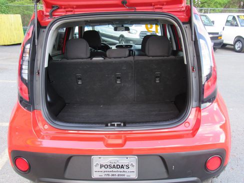 Used 2019 Kia Soul w/ Convenience Package FWD image 9