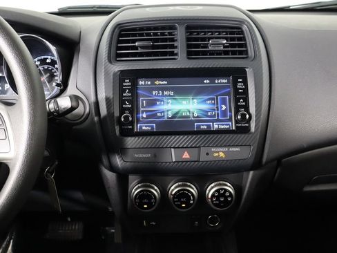 Used 2024 Mitsubishi Outlander Sport ES AWD/4WD image 23