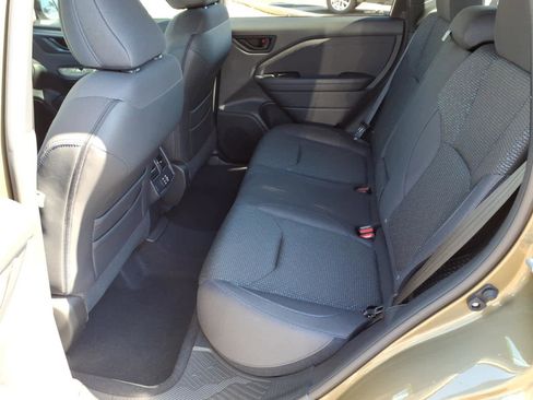 Used 2025 Subaru Forester Premium image 27