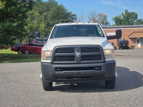 Used 2018 RAM 3500 Tradesman w/ Popular Equipment Group AWD/4WD image 4