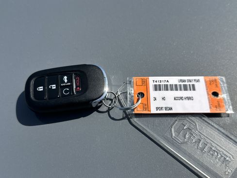 Used 2024 Honda Accord Sport image 36