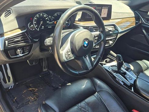 Used 2019 BMW M550i xDrive AWD/4WD image 10