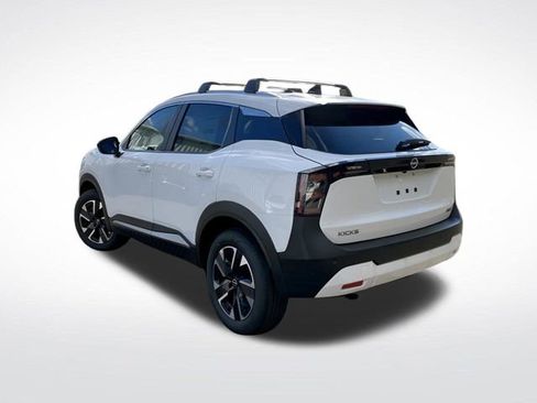 New 2026 Nissan Kicks SV w/ SV Premium Package image 4