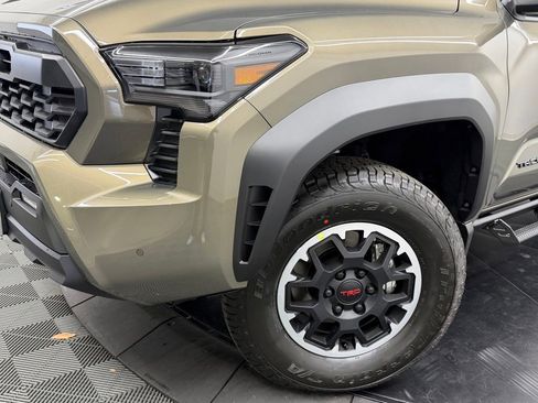 New 2026 Toyota Tacoma TRD Off-Road AWD/4WD image 4