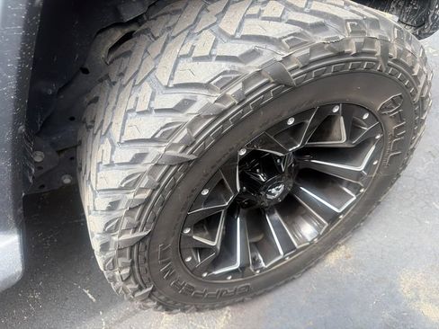 Used 2019 Jeep Wrangler Unlimited Sport S AWD/4WD image 9