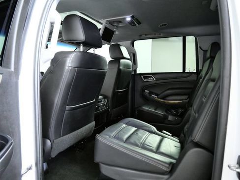 Used 2017 GMC Yukon XL Denali w/ Open Road Package AWD/4WD image 15