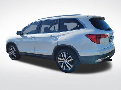Used 2017 Honda Pilot Elite image 5