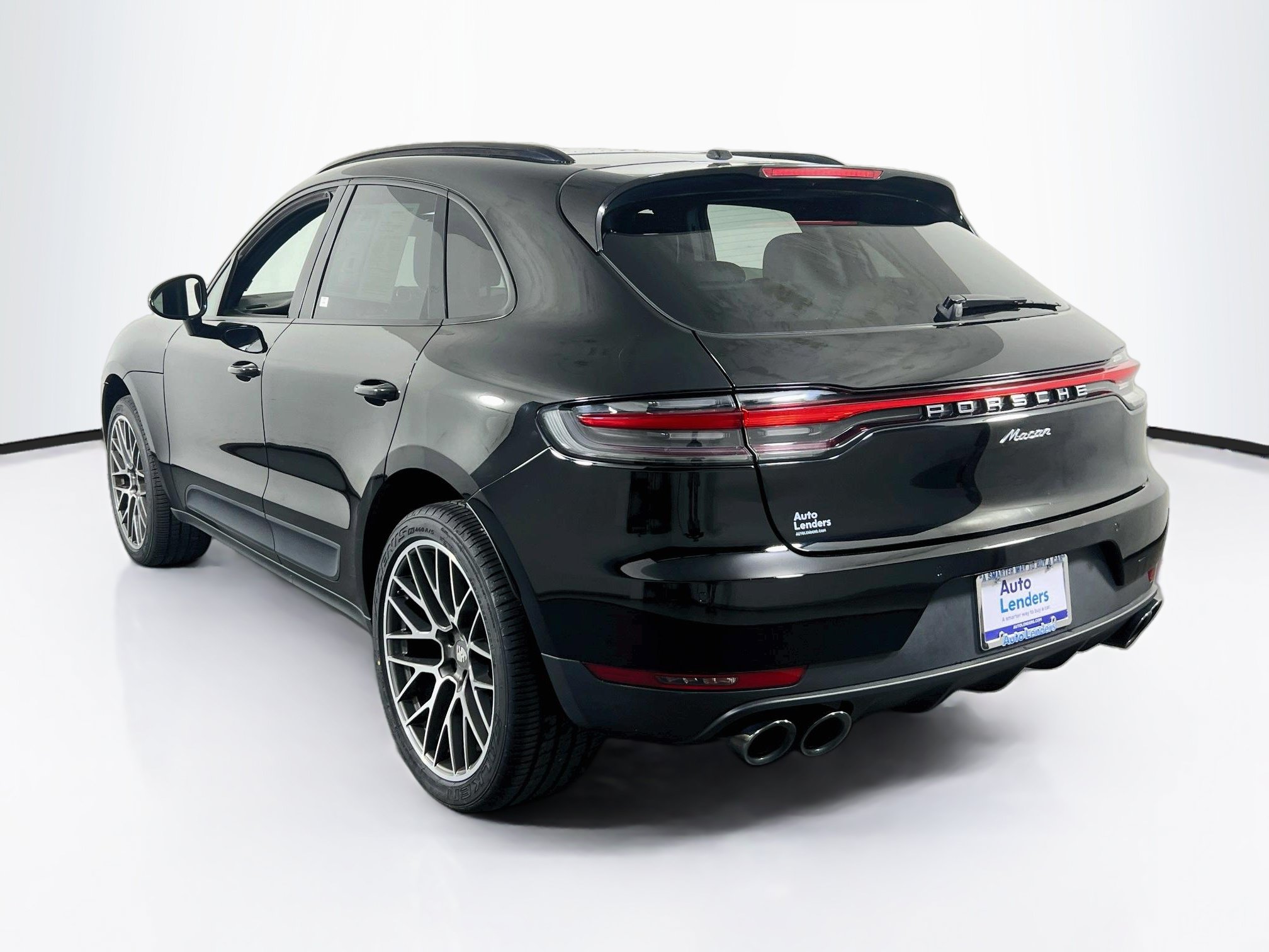 Used 2020 Porsche Macan AWD/4WD image 7