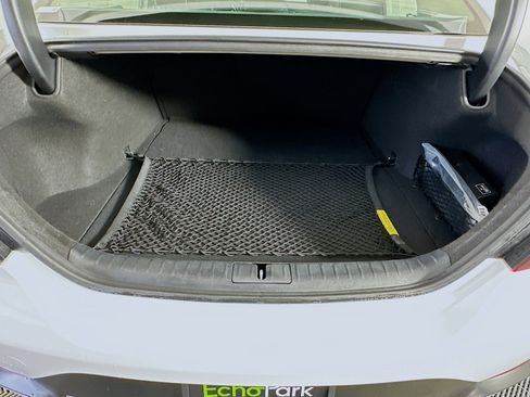 Used 2025 Genesis G70 2.5T image 28