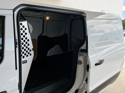 Used 2022 Ford Transit Connect XL FWD image 24