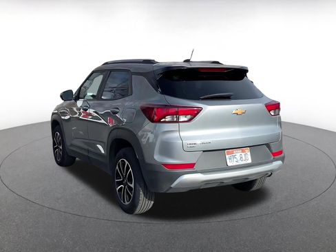 Used 2025 Chevrolet TrailBlazer LT image 11