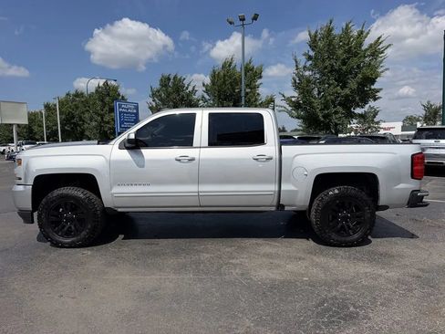 Used 2018 Chevrolet Silverado 1500 LT w/ All Star Edition AWD/4WD image 7