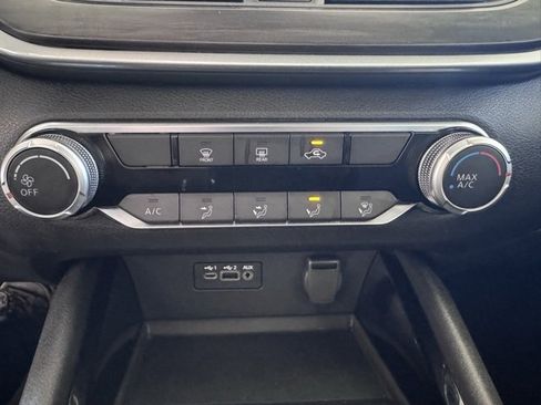 Used 2024 Nissan Altima 2.5 SV image 21