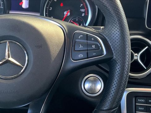 Certified 2020 Mercedes-Benz GLA 250 4MATIC image 24