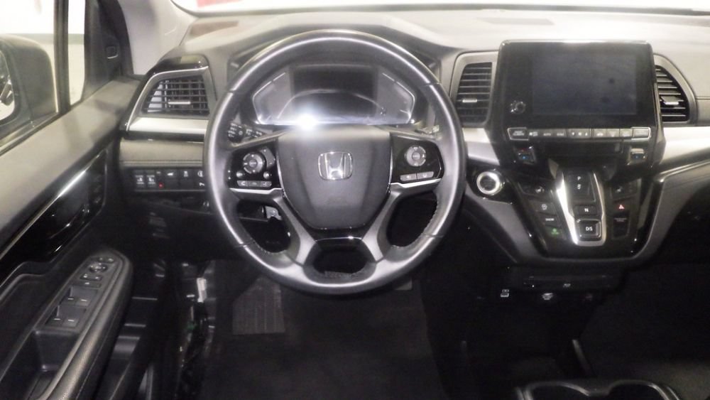 Used 2024 Honda Odyssey Touring image 9
