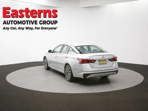 Used 2024 Nissan Altima 2.5 SV image 62