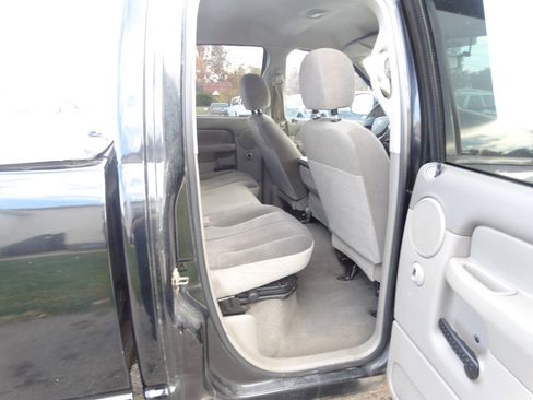 Used 2004 Dodge Ram 1500 Truck SLT w/ Quad Cab Value Group image 12