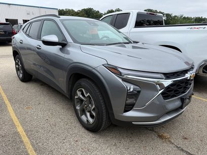 Used 2025 Chevrolet Trax LT