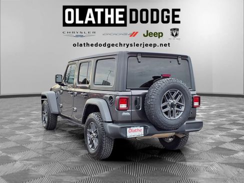 Certified 2024 Jeep Wrangler Sport S image 3