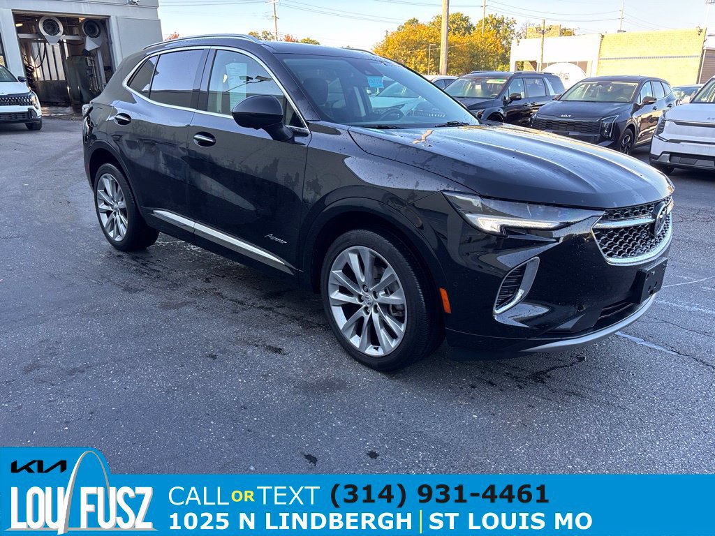 Used 2023 Buick Envision Avenir AWD/4WD image 1