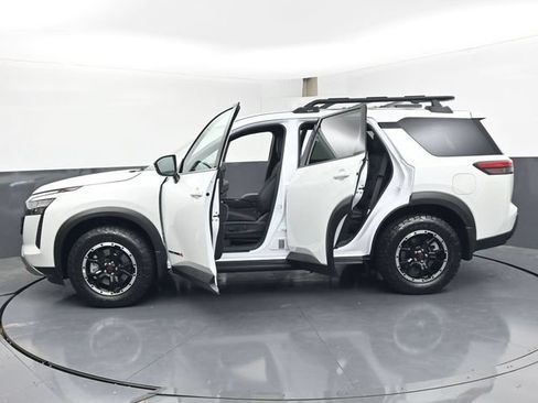 New 2026 Nissan Pathfinder Rock Creek w/ Rock Creek Premium Package AWD/4WD image 51