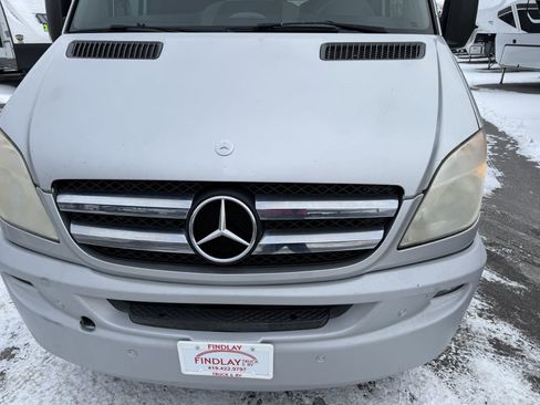 Used 2013 Mercedes-Benz Sprinter 3500 image 28