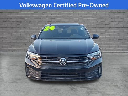 Used 2024 Volkswagen Jetta Sport FWD image 2