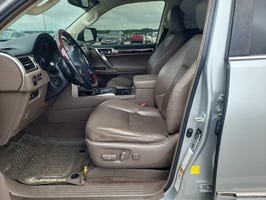 Used 2018 Lexus GX 460 Premium AWD/4WD image 4