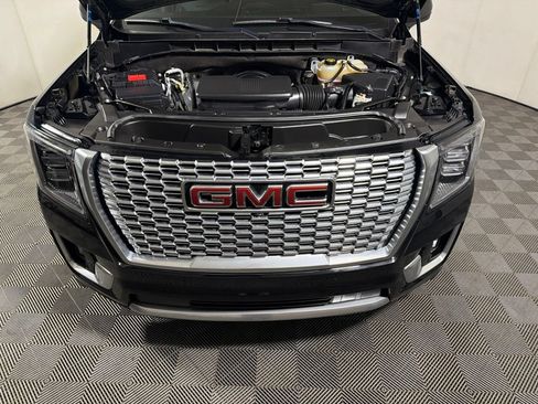 Used 2022 GMC Yukon Denali AWD/4WD image 26