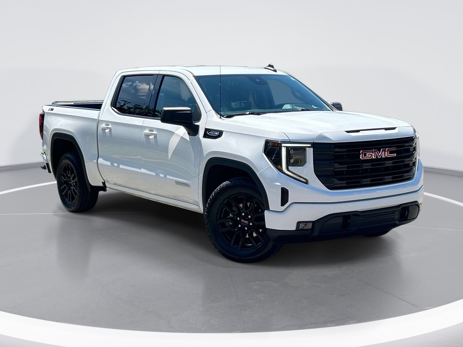 Used 2023 GMC Sierra 1500 Elevation w/ X31 Off-Road Package AWD/4WD image 2