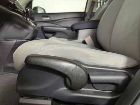 Used 2016 Honda CR-V SE image 24