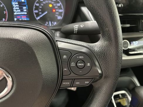 Used 2024 Toyota Corolla LE FWD image 34