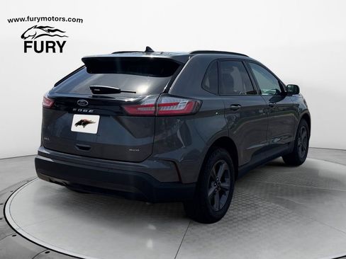 Used 2023 Ford Edge SEL w/ Sport Appearance Package AWD/4WD image 3