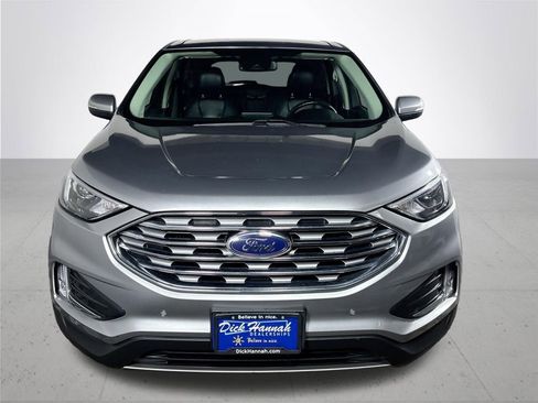 Used 2022 Ford Edge Titanium image 3