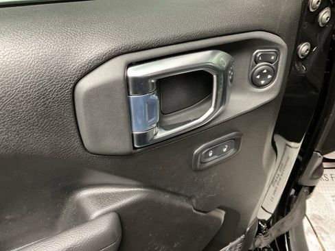 Used 2026 Jeep Wrangler Willys image 11