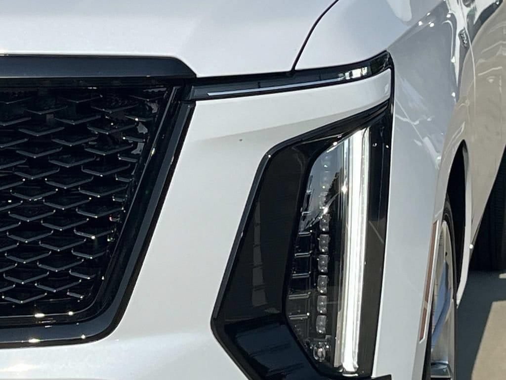 Certified 2026 Cadillac Escalade Platinum Sport AWD/4WD image 9