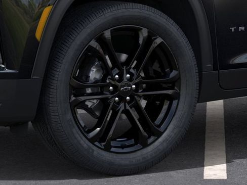 New 2026 Chevrolet Traverse LT w/ Driver Confidence Package AWD/4WD image 9