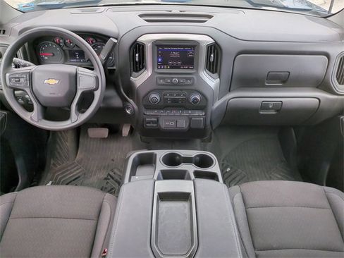 Used 2025 Chevrolet Silverado 2500 Custom w/ Custom Value Package image 17