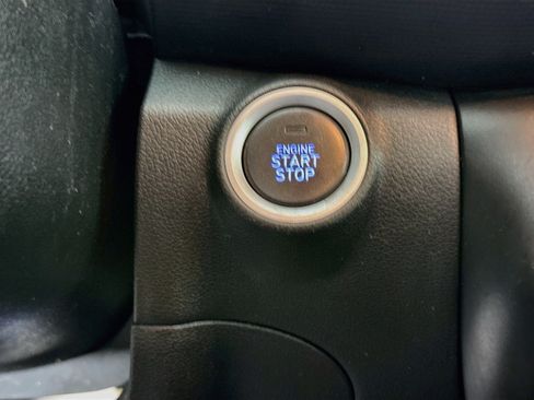 Used 2022 Hyundai Kona SEL FWD image 25