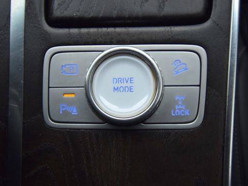 Used 2024 Genesis GV80 2.5T image 35