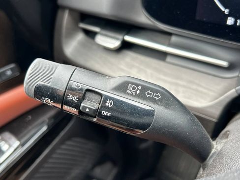 Used 2024 Kia Carnival SX FWD image 26