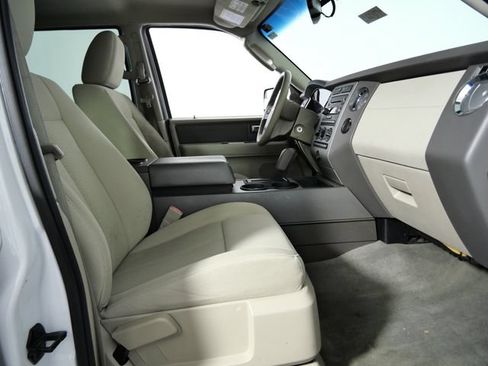Used 2014 Ford Expedition XL AWD/4WD image 9