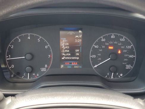 Used 2023 Toyota Corolla LE image 21