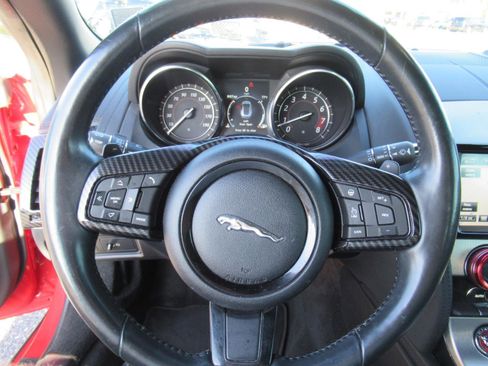 Used 2016 Jaguar F-TYPE Coupe RWD image 18