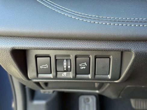 New 2025 Subaru Outback Touring image 10