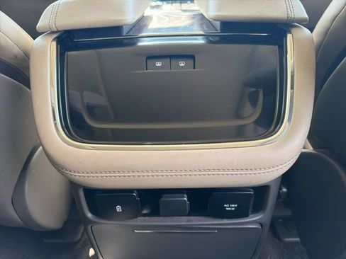Used 2022 Lincoln Navigator Reserve AWD/4WD image 16