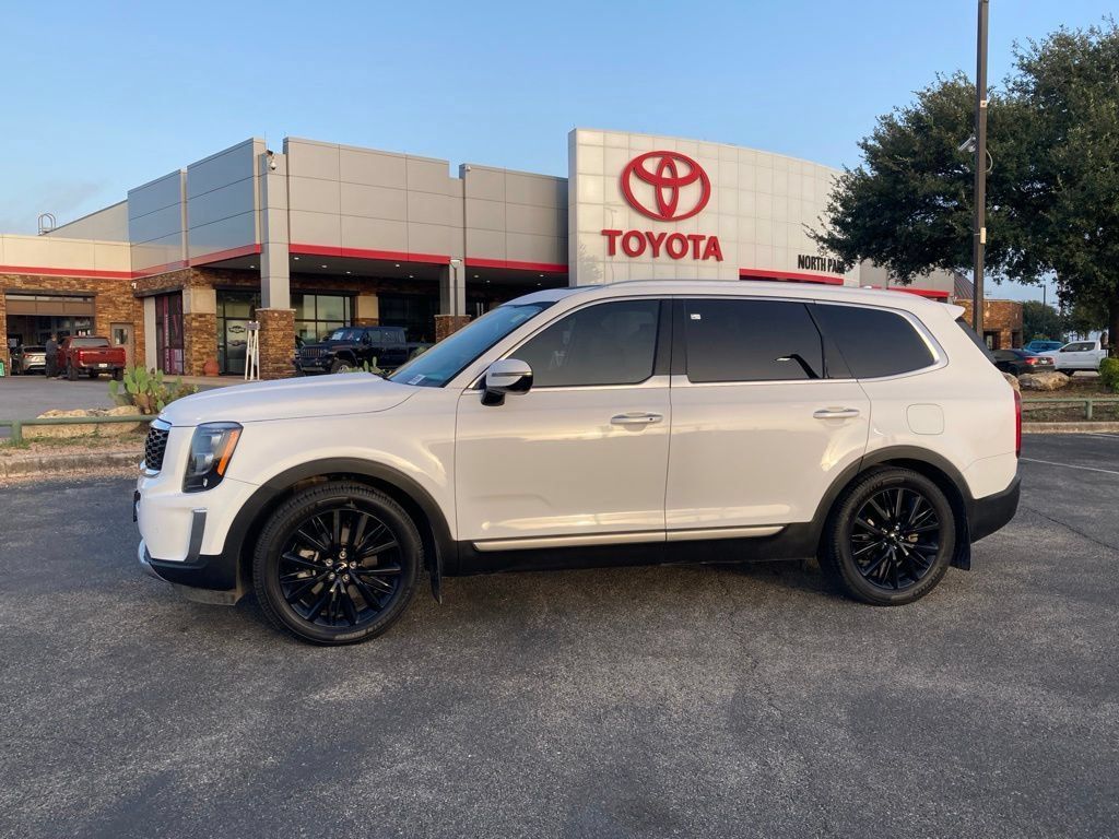 Used 2022 Kia Telluride SX w/ SX Prestige Package AWD/4WD image 8