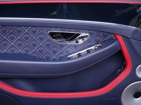 Used 2022 Bentley Continental GT image 20