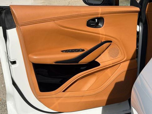 Used 2023 Aston Martin DBX 707 image 15