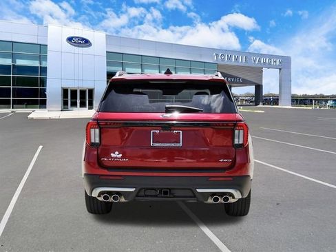 Used 2025 Ford Explorer Platinum w/ Ultimate Package AWD/4WD image 3